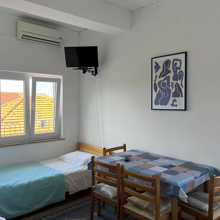 Grgas - Mulo Apartment Vrsi